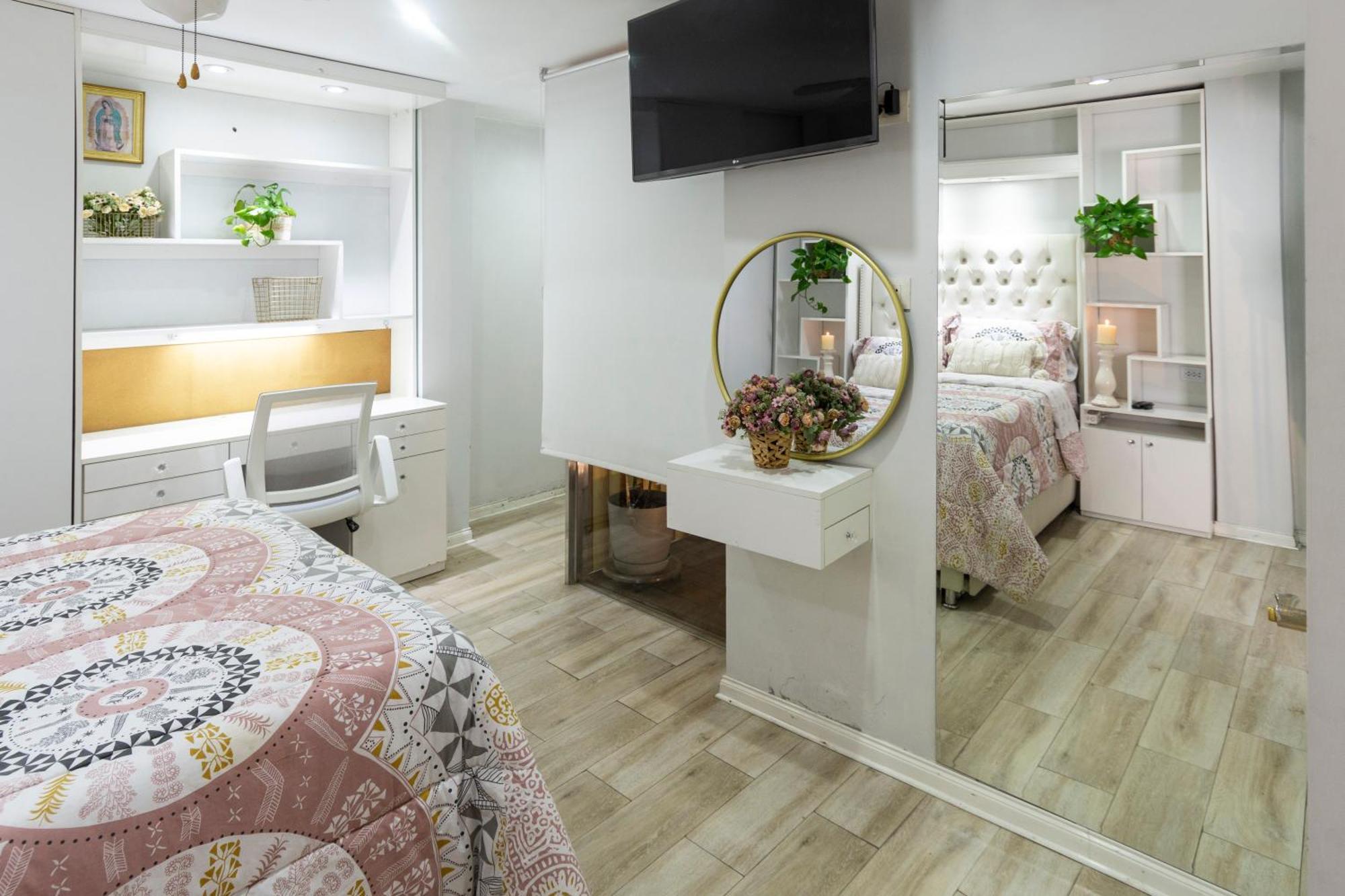 Casa Ramos Salamanca - Airport Pick Up And Drop Off Service - Homestay Лима Экстерьер фото